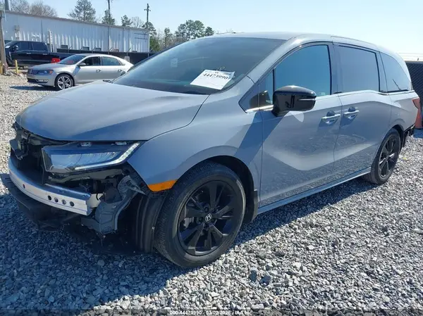 5FNRL6H76RB043081 2024 HONDA ODYSSEY - Image 2