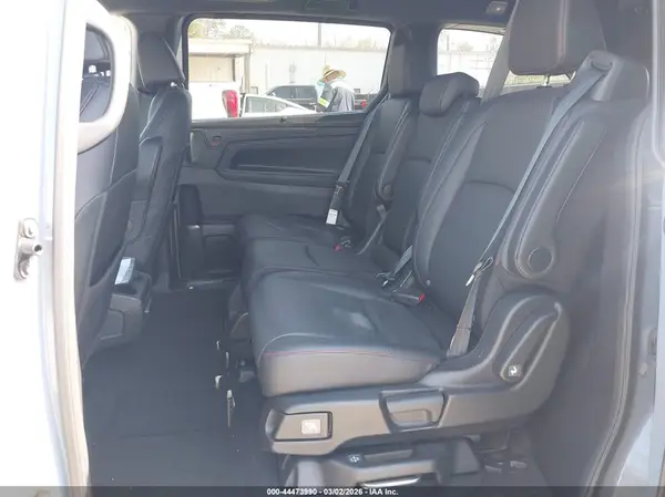5FNRL6H76RB043081 2024 HONDA ODYSSEY - Image 8