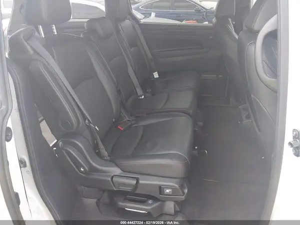 5FNRL6H76RB057028 2024 HONDA ODYSSEY - Image 8