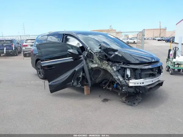 5FNRL6H76RB066375 2024 HONDA ODYSSEY - Image 1