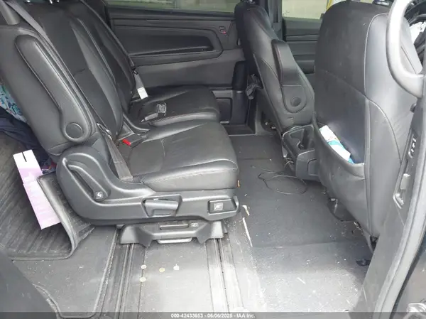 5FNRL6H76RB066375 2024 HONDA ODYSSEY - Image 8