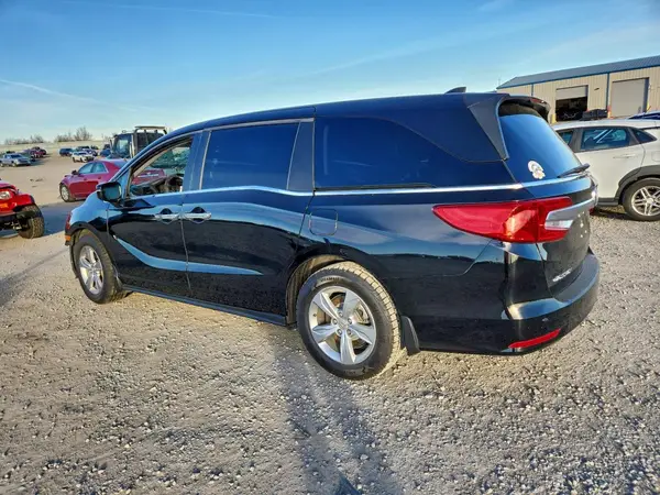 5FNRL6H77JB010353 2018 HONDA ODYSSEY - Image 2