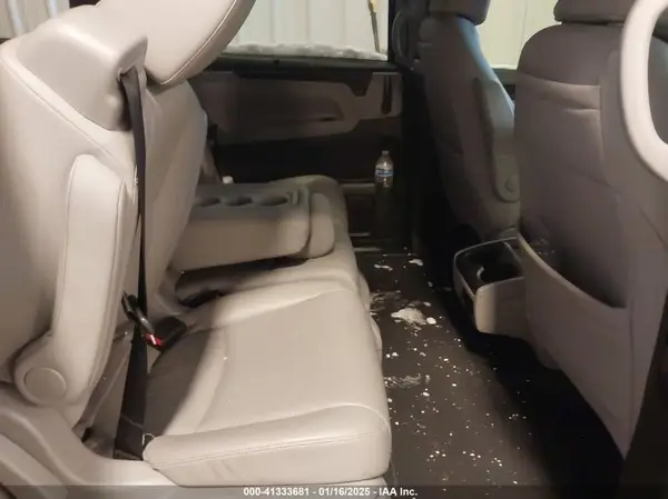 5FNRL6H77JB012815 2018 HONDA ODYSSEY - Image 8