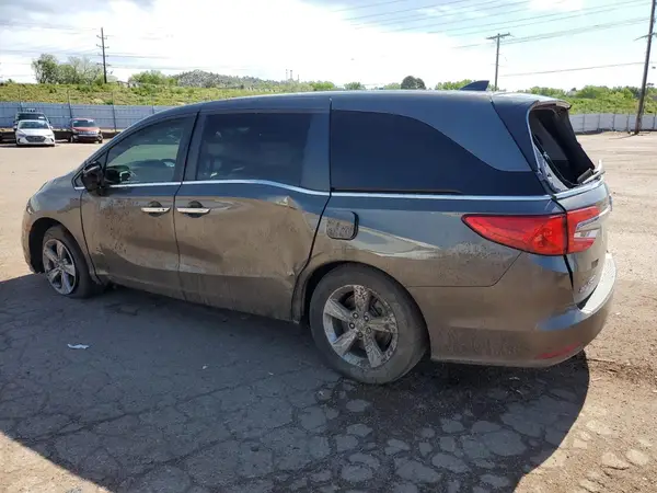 5FNRL6H77JB013463 2018 HONDA ODYSSEY - Image 2