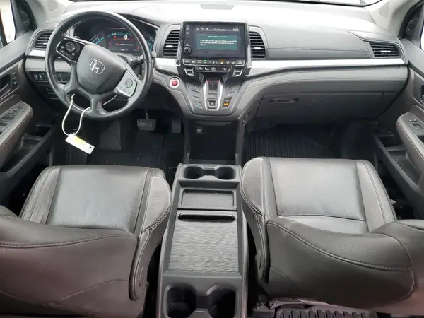 5FNRL6H77JB015200 2018 HONDA ODYSSEY - Image 8