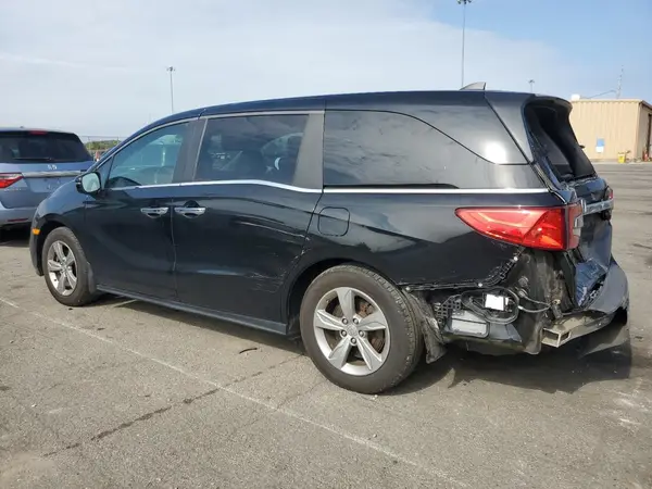 5FNRL6H77JB016833 2018 HONDA ODYSSEY - Image 2