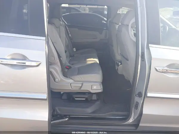 5FNRL6H77JB021045 2018 HONDA ODYSSEY - Image 8