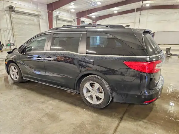 5FNRL6H77JB032241 2018 HONDA ODYSSEY - Image 2