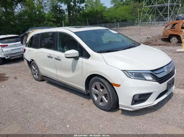5FNRL6H77JB032823 2018 HONDA ODYSSEY - Image 1