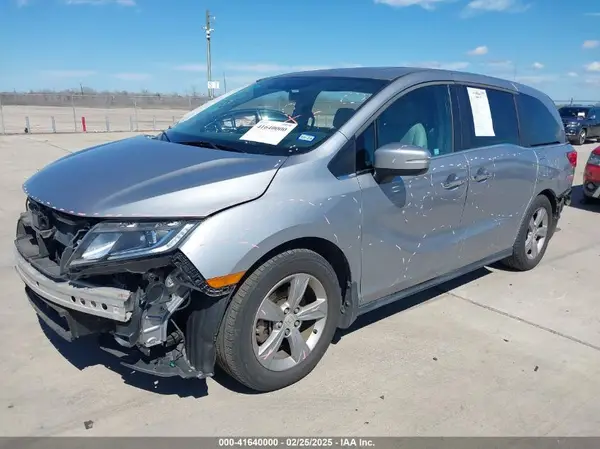 5FNRL6H77JB042994 2018 HONDA ODYSSEY - Image 2