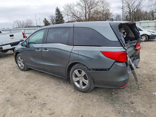 5FNRL6H77JB046561 2018 HONDA ODYSSEY - Image 2