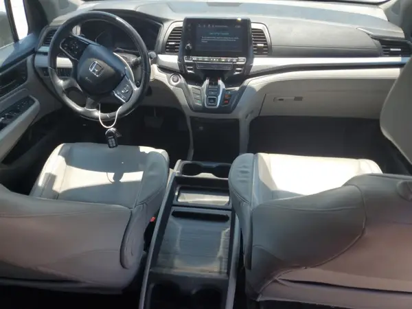 5FNRL6H77JB049931 2018 HONDA ODYSSEY - Image 8
