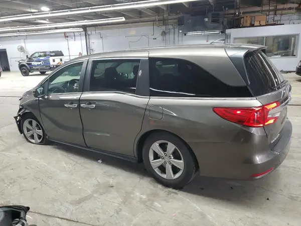 5FNRL6H77JB053641 2018 HONDA ODYSSEY - Image 2