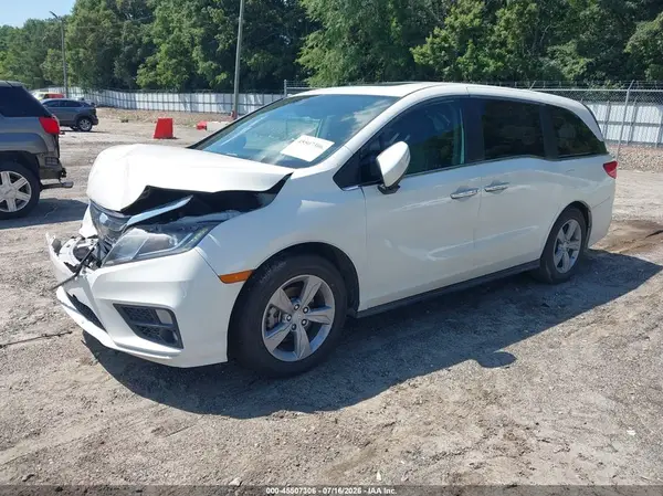 5FNRL6H77JB057303 2018 HONDA ODYSSEY - Image 2