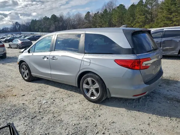 5FNRL6H77JB059620 2018 HONDA ODYSSEY - Image 2