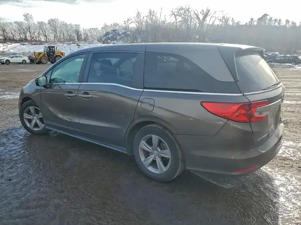 5FNRL6H77JB066292 2018 HONDA ODYSSEY - Image 2