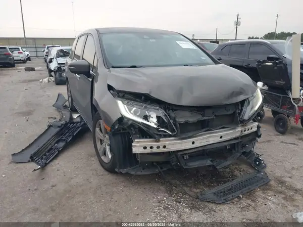 5FNRL6H77JB074599 2018 HONDA ODYSSEY - Image 1