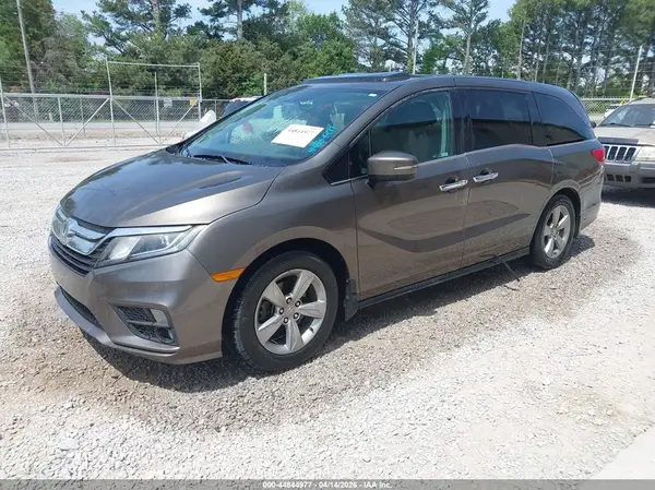5FNRL6H77JB077258 2018 HONDA ODYSSEY - Image 2