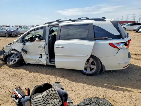 5FNRL6H77JB080449 2018 HONDA ODYSSEY - Image 2