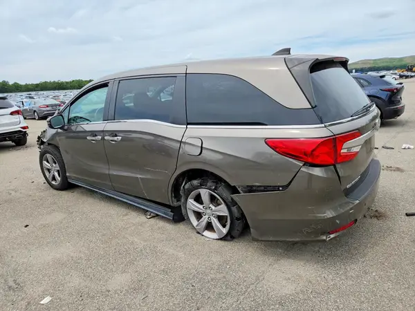 5FNRL6H77JB094528 2018 HONDA ODYSSEY - Image 2