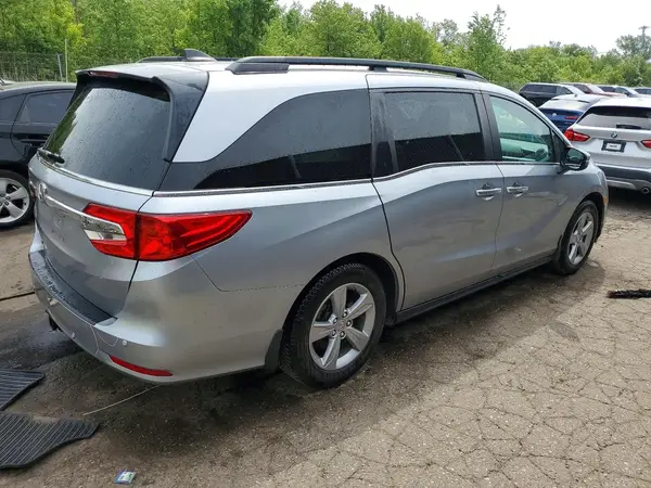 5FNRL6H77JB098577 2018 HONDA ODYSSEY - Image 2
