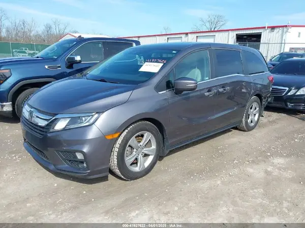 5FNRL6H77JB101803 2018 HONDA ODYSSEY - Image 2