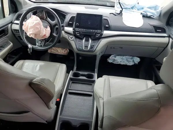 5FNRL6H77JB101848 2018 HONDA ODYSSEY - Image 8