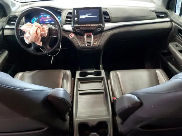 5FNRL6H77JB106287 2018 HONDA ODYSSEY - Image 8