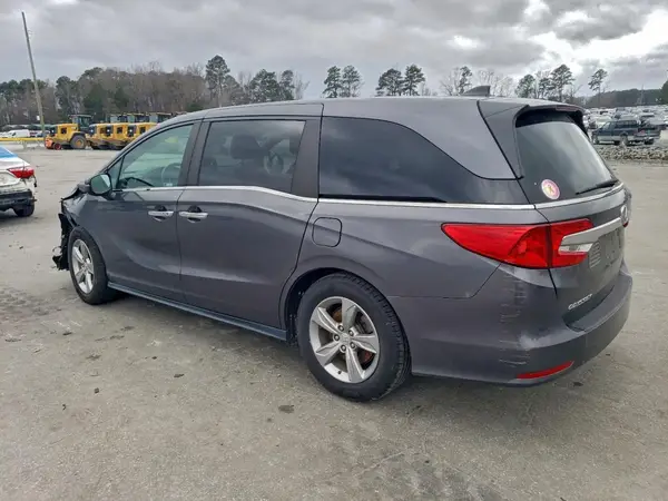 5FNRL6H77JB109755 2018 HONDA ODYSSEY - Image 2