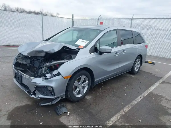 5FNRL6H77JB109836 2018 HONDA ODYSSEY - Image 2
