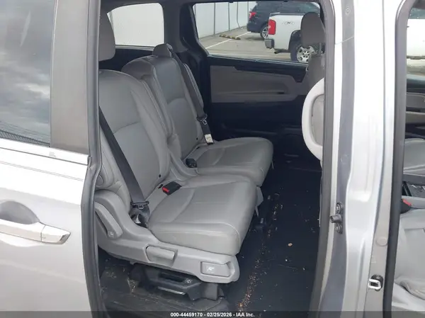 5FNRL6H77JB109836 2018 HONDA ODYSSEY - Image 8