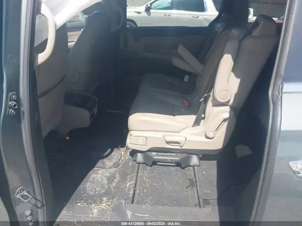 5FNRL6H77KB099889 2019 HONDA ODYSSEY - Image 8