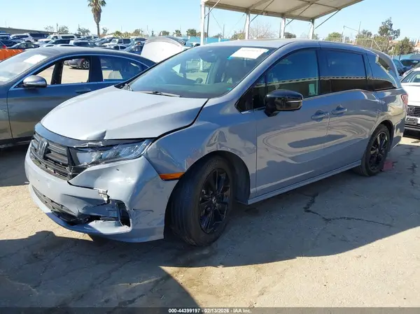 5FNRL6H77PB071985 2023 HONDA ODYSSEY - Image 2