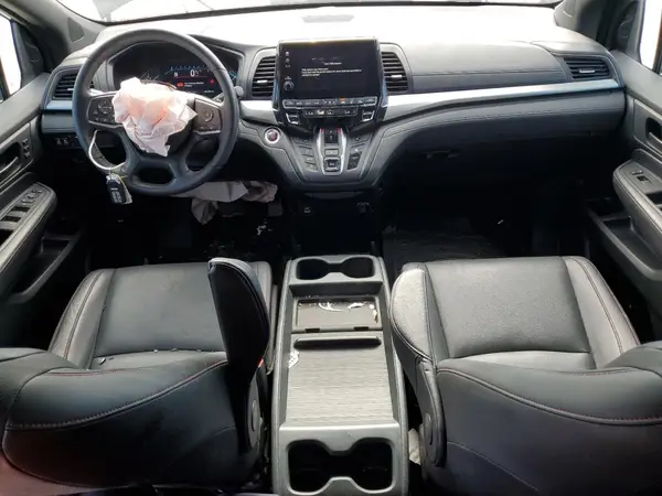 5FNRL6H77RB002281 2024 HONDA ODYSSEY - Image 8
