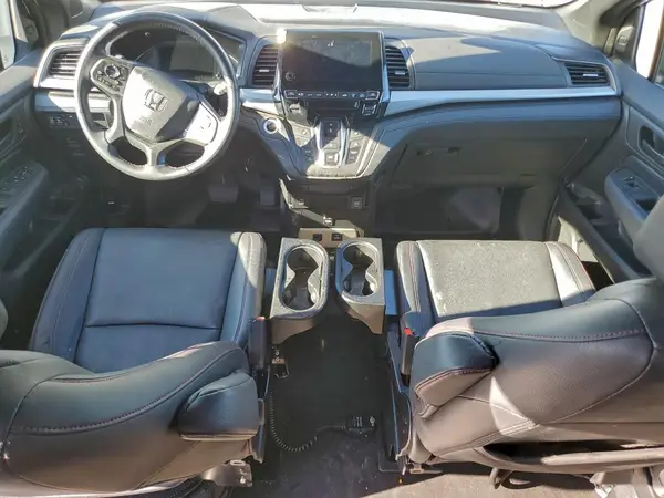 5FNRL6H77RB030985 2024 HONDA ODYSSEY - Image 8