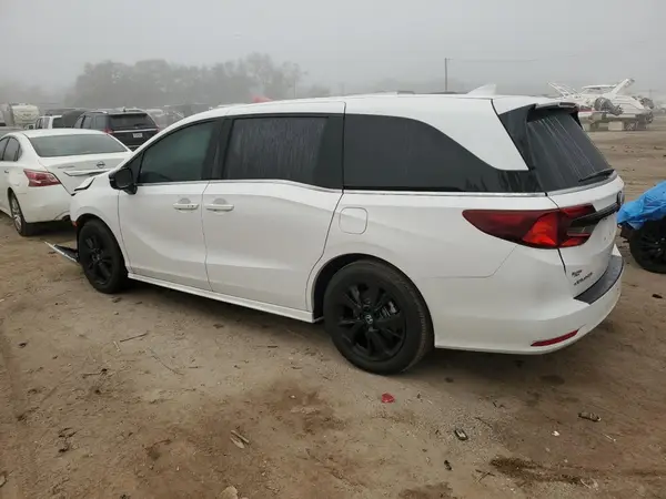 5FNRL6H77RB059385 2024 HONDA ODYSSEY - Image 2