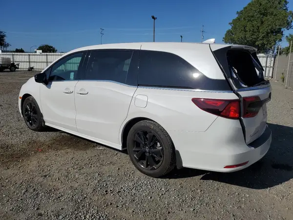 5FNRL6H77RB059404 2024 HONDA ODYSSEY - Image 2