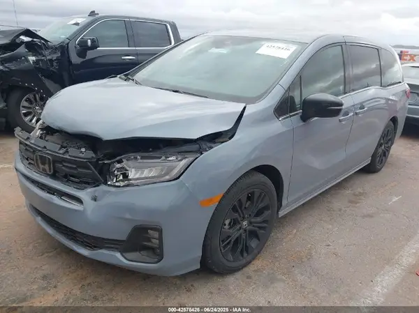 5FNRL6H77SB052622 2025 HONDA ODYSSEY - Image 2
