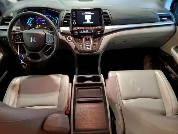 5FNRL6H78JB000088 2018 HONDA ODYSSEY - Image 8