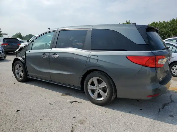 5FNRL6H78JB004674 2018 HONDA ODYSSEY - Image 2