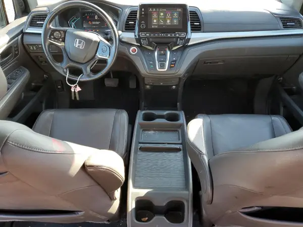 5FNRL6H78JB008384 2018 HONDA ODYSSEY - Image 8