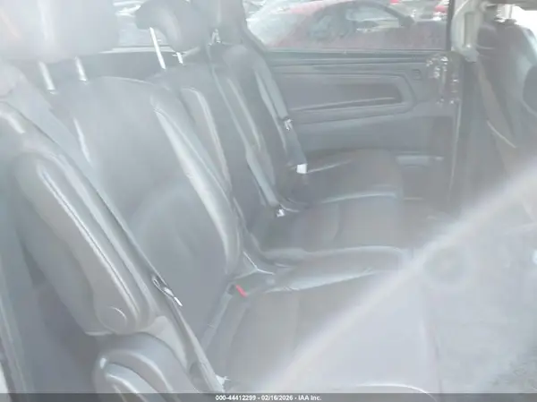 5FNRL6H78JB009437 2018 HONDA ODYSSEY - Image 8