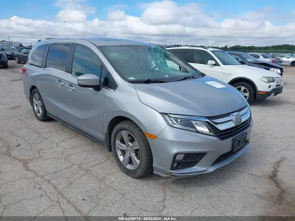 5FNRL6H78JB010376 2018 HONDA ODYSSEY - Image 1