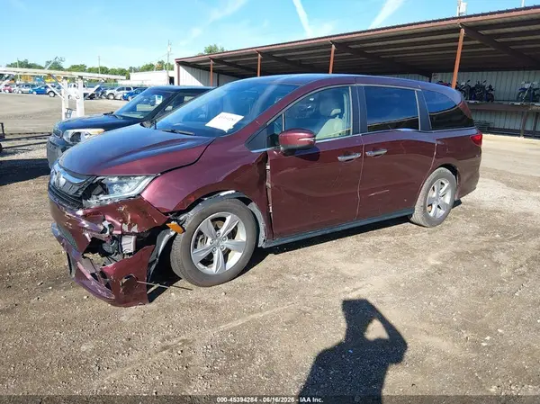 5FNRL6H78JB013701 2018 HONDA ODYSSEY - Image 2