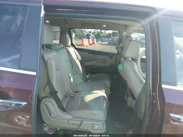 5FNRL6H78JB013701 2018 HONDA ODYSSEY - Image 8