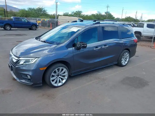 5FNRL6H78JB018591 2018 HONDA ODYSSEY - Image 2
