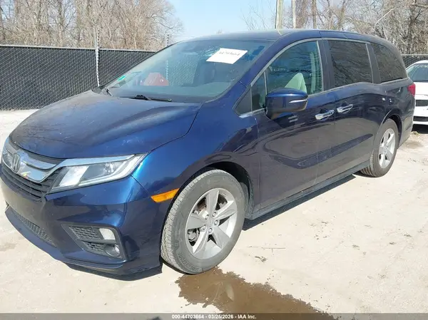5FNRL6H78JB021006 2018 HONDA ODYSSEY - Image 2