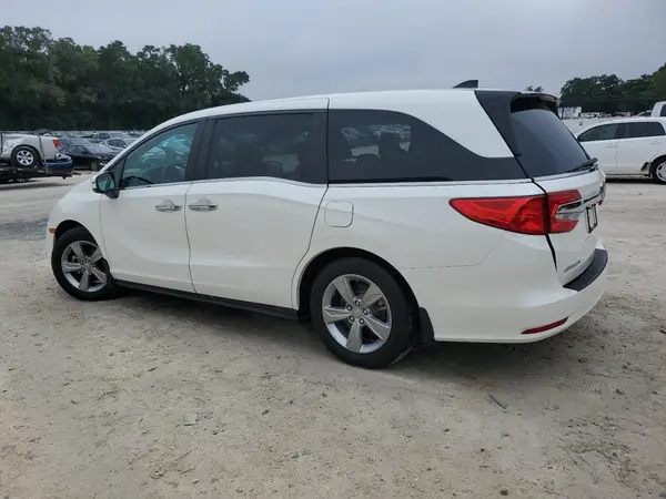 5FNRL6H78JB022740 2018 HONDA ODYSSEY - Image 2