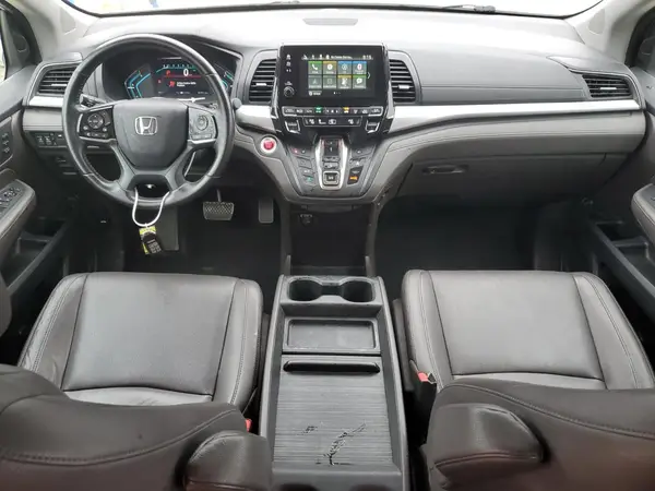 5FNRL6H78JB022740 2018 HONDA ODYSSEY - Image 8