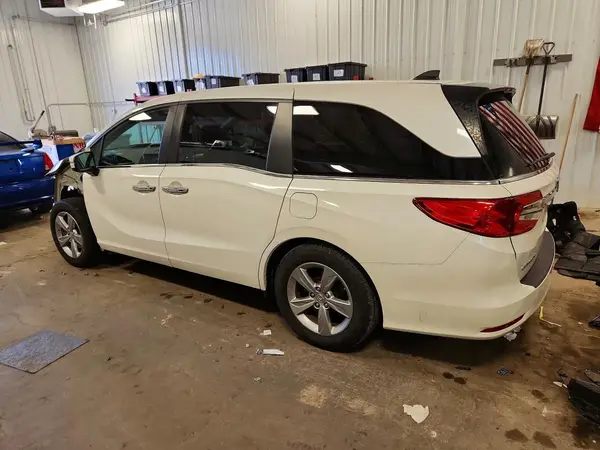 5FNRL6H78JB023192 2018 HONDA ODYSSEY - Image 2